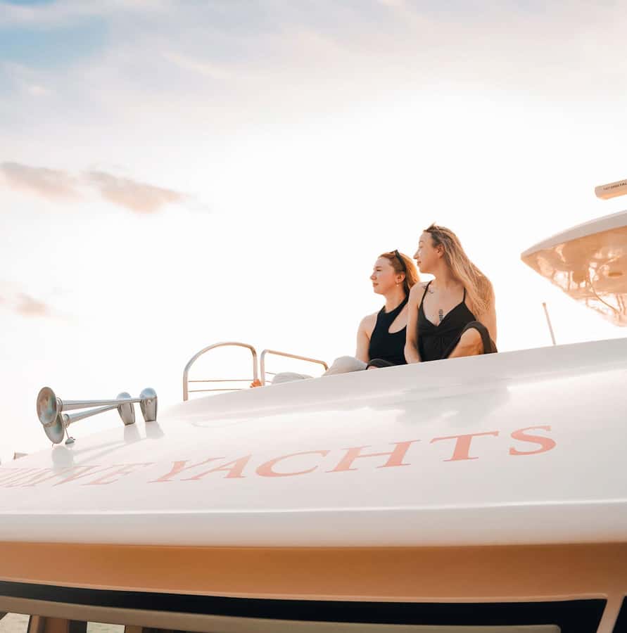 Dubai Harbor: Luxury Yacht Tour with BBQ Options - The itinerary, in plain terms: what you’ll pass and why it matters