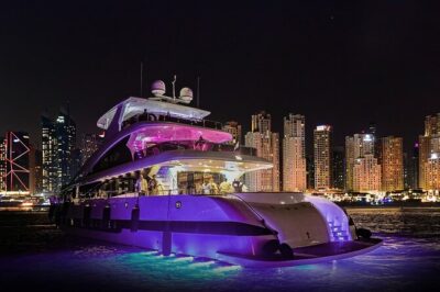 Dubai Harbour Super Yacht Experience with gourmet & Drinks