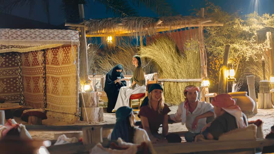 Dubai: Heritage Desert Safari wtih Overnight and Breakfast - Stargazing with a guide and the quiet after the camp settles