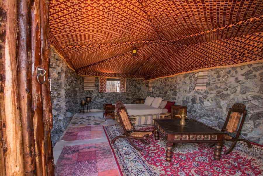 Dubai: Heritage Overnight Safari, Balloon Ride & breakfast - Dinner under the stars, then stargazing guided by a professional