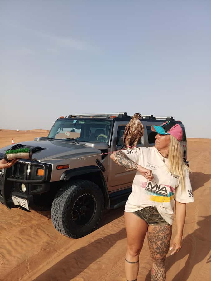 Dubai Hummer Safari Adventure & Traditional Dress Photoshoot - Photo stop and sunset photography, how to get better shots
