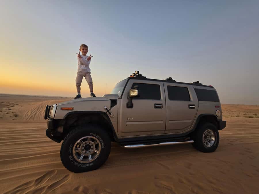 Dubai Hummer Safari Adventure & Traditional Dress Photoshoot - Premium camp dinner under air conditioning, and what’s actually included