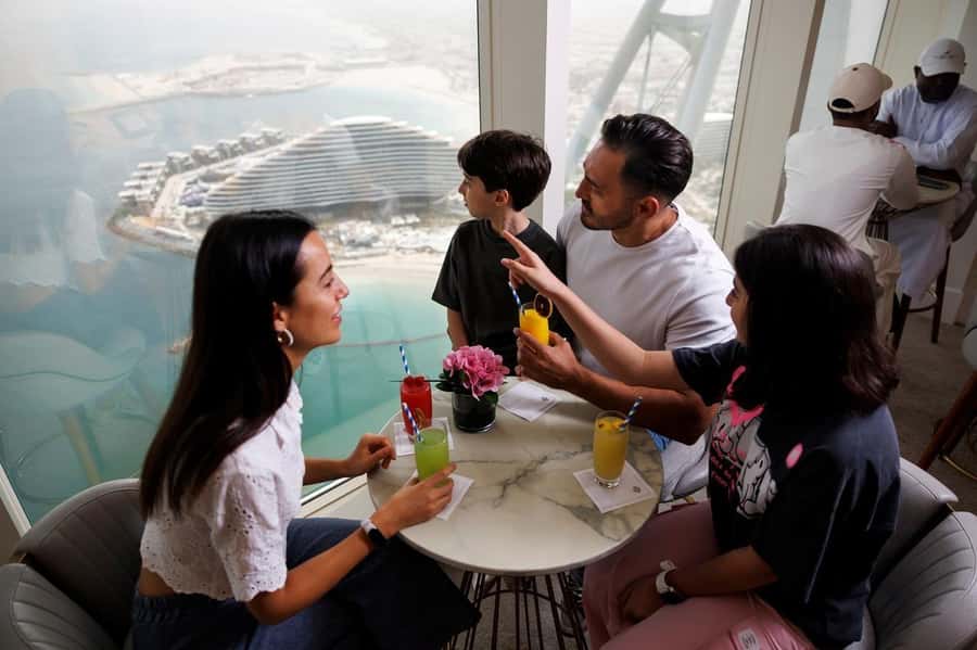 Dubai: Inside Burj Al Arab Guided Tour with Optional Extras - Dress code, camera rules, and other practical gotchas