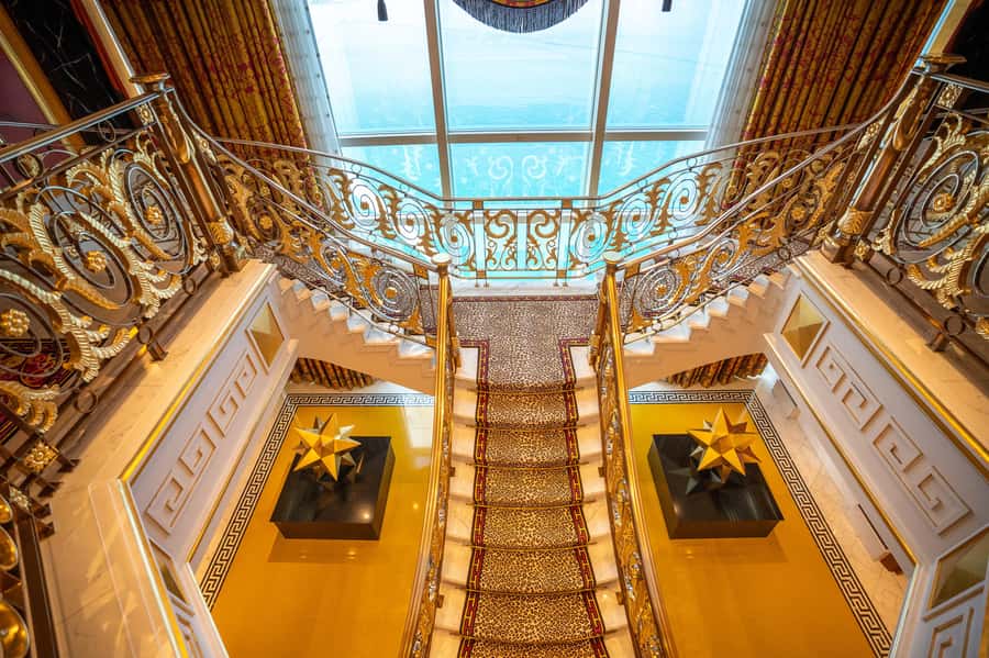 Dubai: Inside Burj Al Arab Guided Tour with Optional Extras - Who should book this tour, and who might skip it