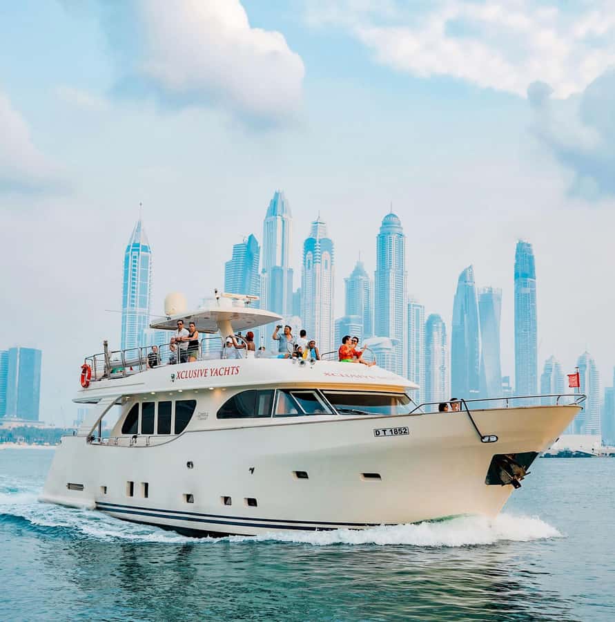 Dubai: Instagrammable Yacht Tour with Drinks & Ain/JBR Views - Key highlights I’d prioritize