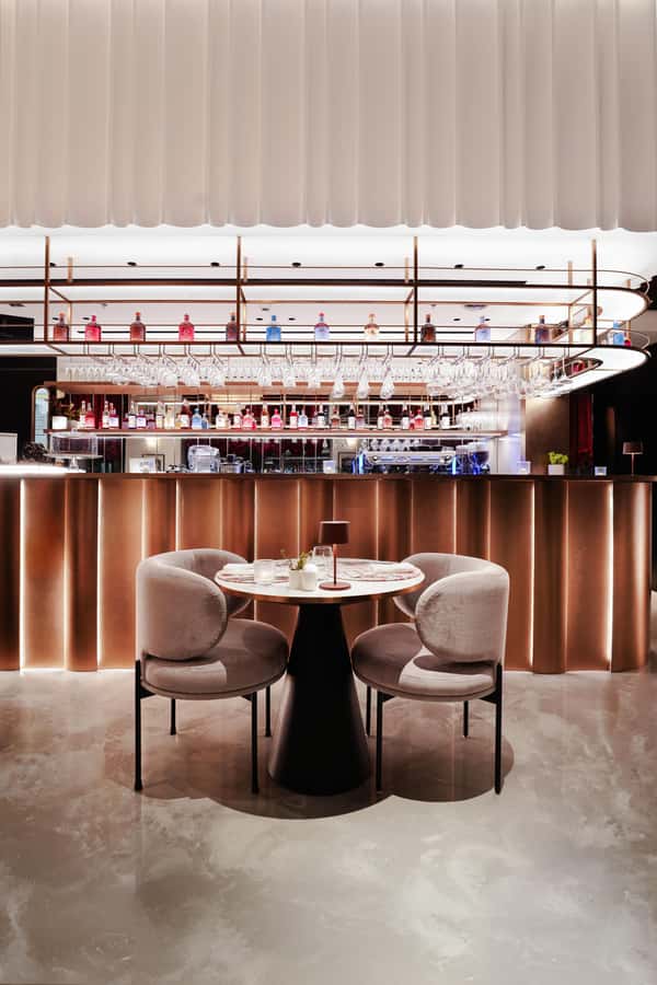 Dubai: Italian Gourmet Experience at Lunarossa - Practical Notes: No Dress Code, Family-Friendly, and Dogs Included