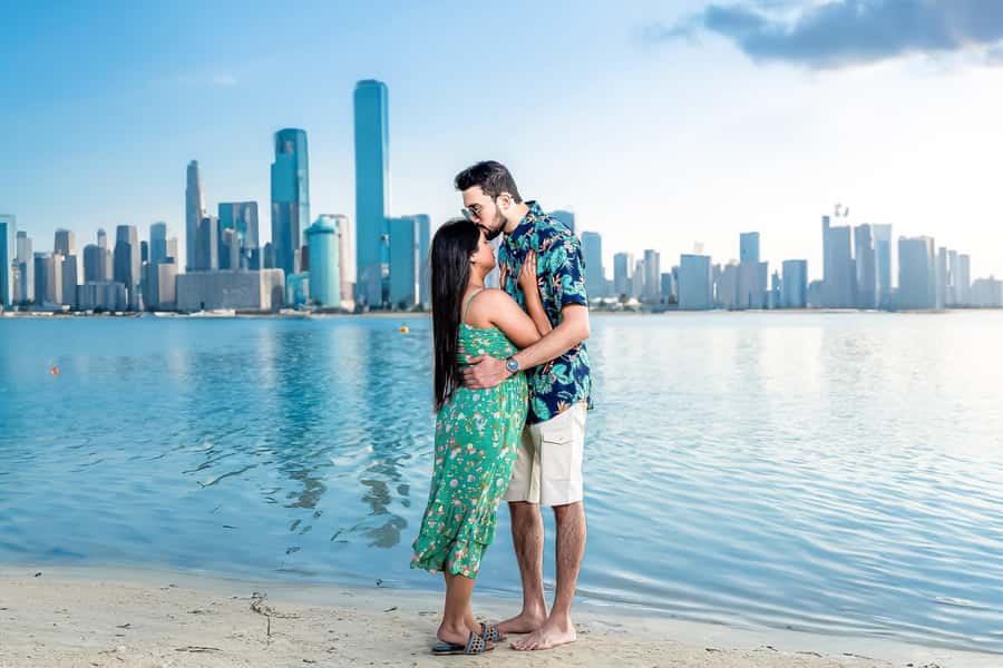 Dubai: JBR Beach Pre Wedding Photoshoot - Price and value: why $181 per group can be a good deal