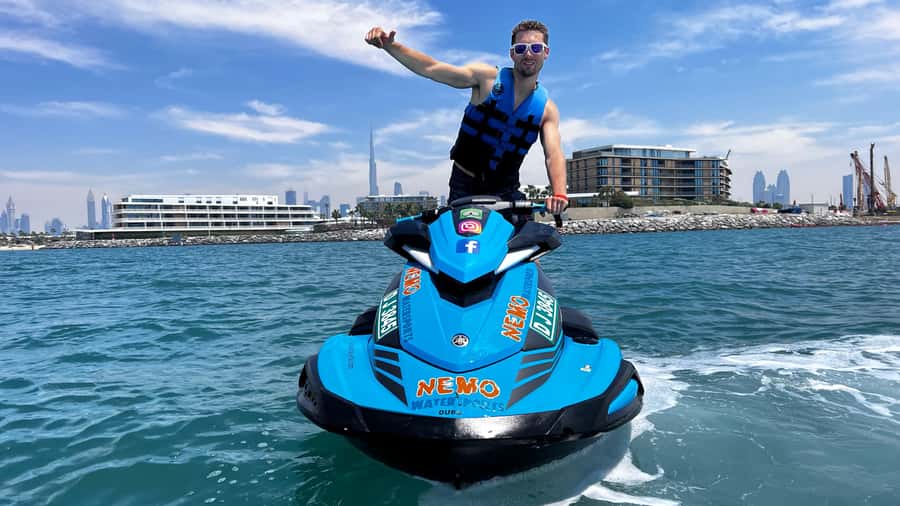 Dubai Jet Ski: Burj Khalifa, Burj Al Arab, Pics & Ice Cream! - Meeting Nemo WaterSports: where to go and what to bring