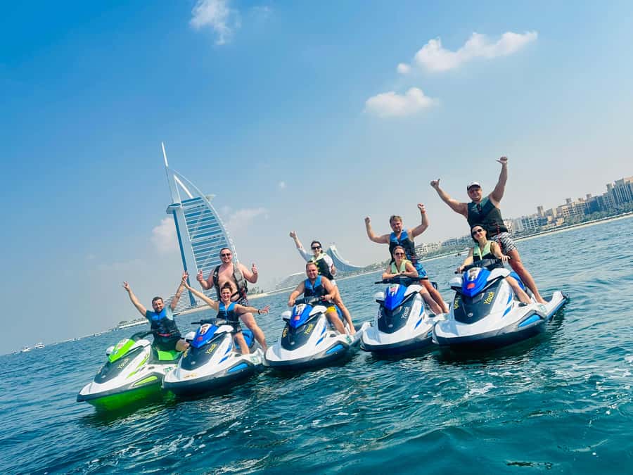Dubai: Jet ski & Flyboard in Dubai Free Ice Cream - Practical Tips That Help You Enjoy It More