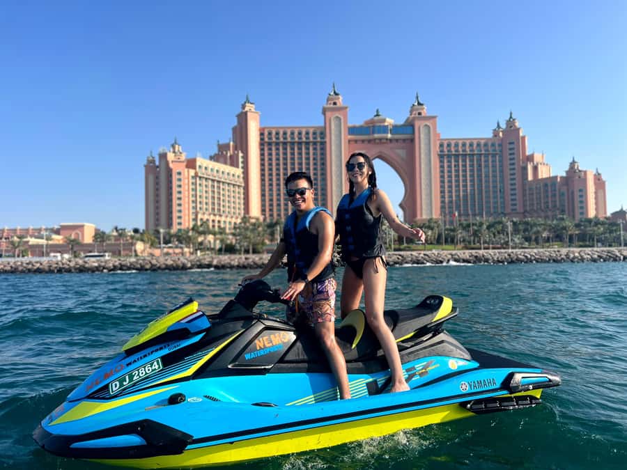 Dubai: Jet Ski to Atlantis with Videos, Photos and Ice Cream - The first 10 minutes: safety briefing, then the fast part