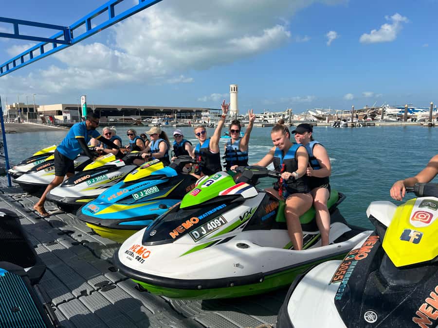 Dubai: Jet Ski to Atlantis with Videos, Photos and Ice Cream - Umm Suqeim pass-by: a quick warm-up before the landmarks