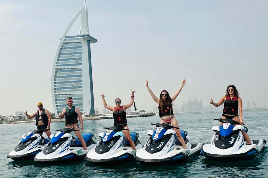 Dubai: Jet Ski Tour of Burj Al Arab with Photos - The 30-minute jet ski plan: captain first, then your pace