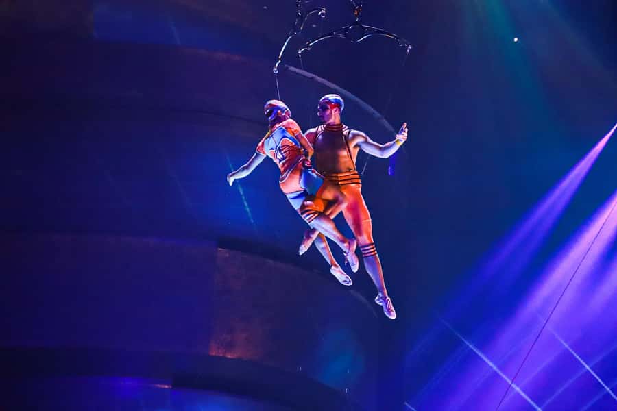 Dubai: La Perle by Dragone Show Tickets - The engineering and skill behind the spectacle