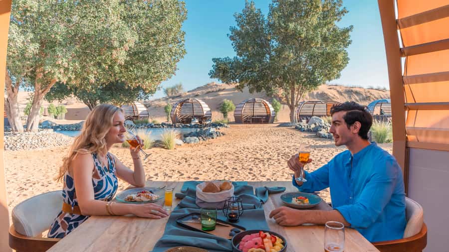 Dubai: Luxury Balloon Flight with Michelin-Curated Breakfast - Arriving Early: Safety Briefing and the Balloon Setup Moment