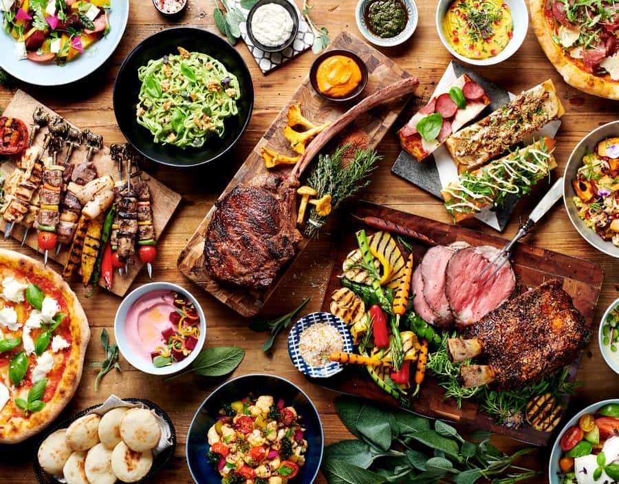 Dubai: Luxury Dinner Buffet at Gastronomy Atlantis The Royal - Service and pacing: where the experience can be smooth, and where it can drag