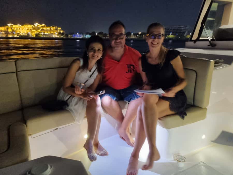 Dubai: Luxury Sightseeing Cruise with Food and Drinks - Atlantis pass-by: weather permitting, so plan for flexibility
