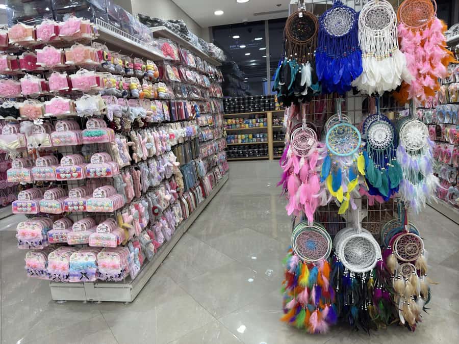 Dubai: Magic & Secret new Shopping Tour - Private Showrooms in Residential Apartments: Designer-Inspired Accessories at Lower Prices
