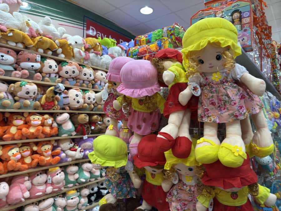 Dubai: Magic & Secret new Shopping Tour - Who Should Book This Shopping Tour, and Who Might Not