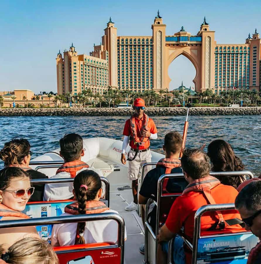 Dubai: Marina, Atlantis, Palm & Burj Al Arab Speedboat Tour - Passing Ain Dubai and the Dubai Eye Wheel Area for Skyline Scale