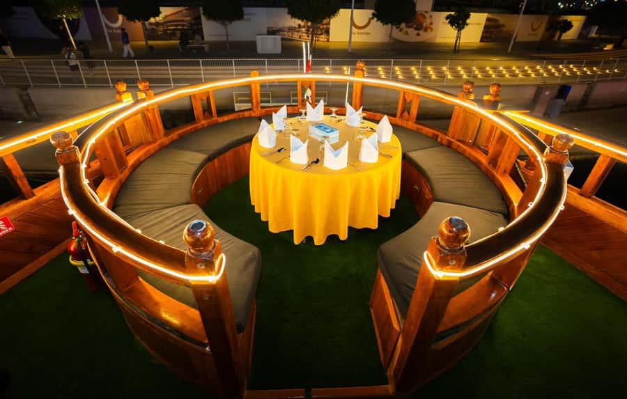 Dubai: Marina Dream Sea Lounge Cruise Dinner - Price and value: does $39 make sense for a 2-hour cruise?