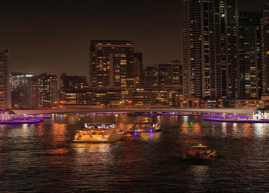 Dubai: Marina Dream Sea Lounge Cruise Dinner - Who this is best for: couples, families, and groups with sunset on their mind