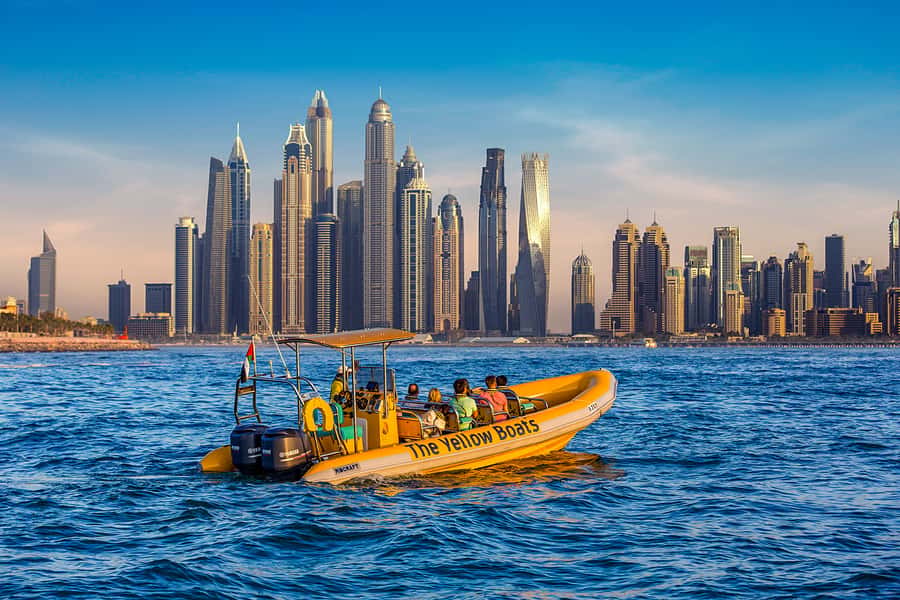 Dubai Marina: Guided Sightseeing Tour by Speedboat - What This Speedboat Tour Includes, and What It Does Not