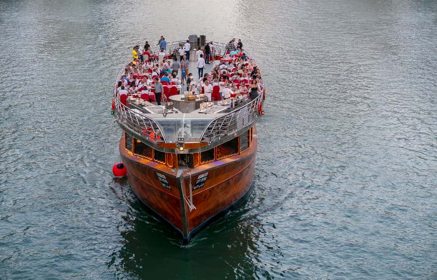 Dubai: Marina Luxury Dhow Dinner Cruise - Drinks included, and how to get them fast