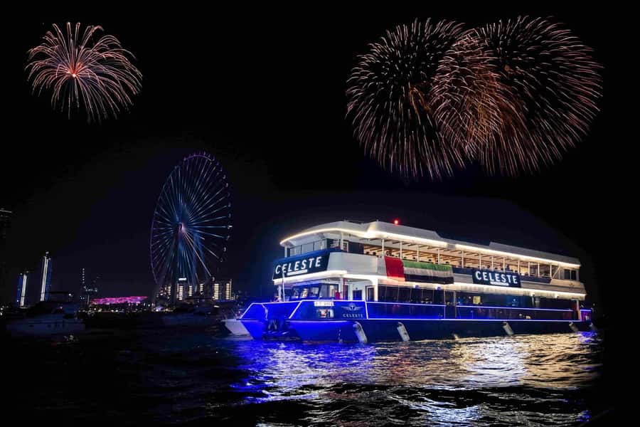Dubai Marina: Luxury Dinner Cruise, Live Show, Open Bar & DJ - Dubai Marina catamaran dinner cruise: what the night feels like