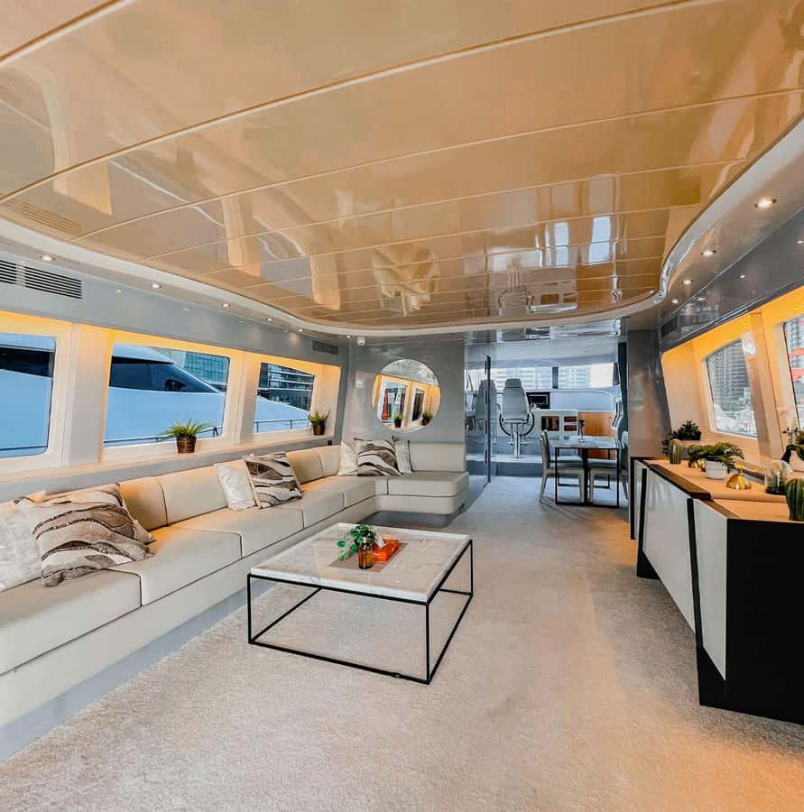 Dubai Marina: Luxury Yacht Tour with Breakfast or BBQ Option - Price and value: why this feels like a smart use of time