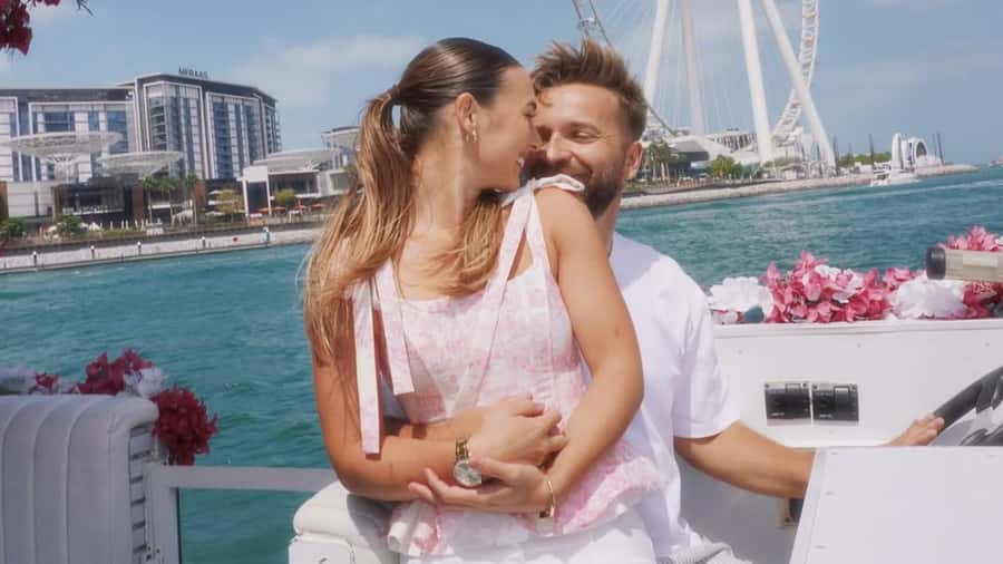 Dubai Marina: Private Boat Tour with Flower - Why a flower-themed marina cruise feels right in Dubai