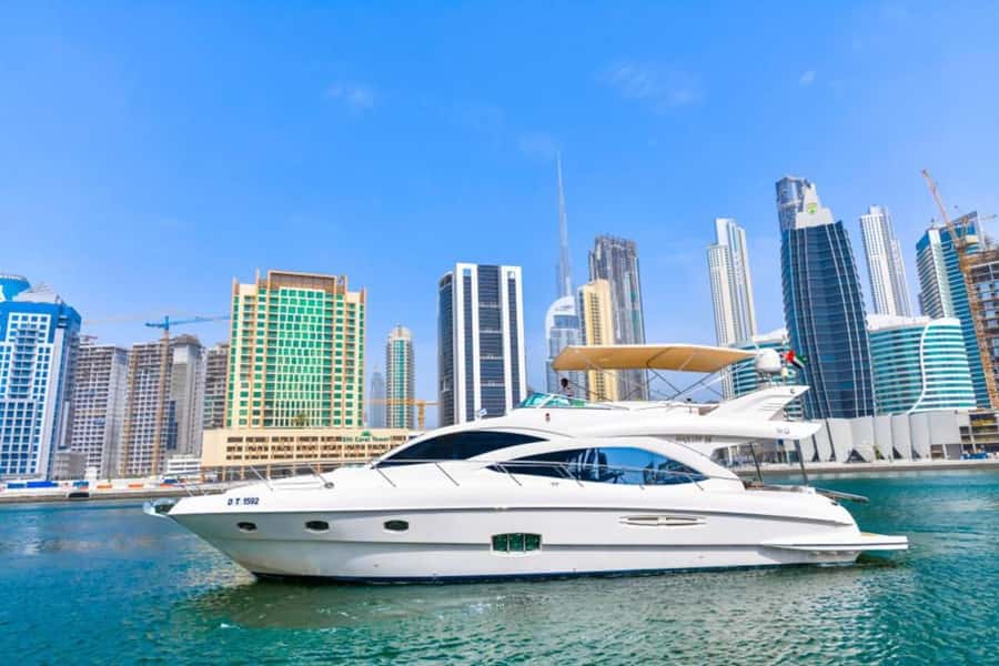 Dubai: Marina Private Luxury Yacht Tour - Key tour takeaways