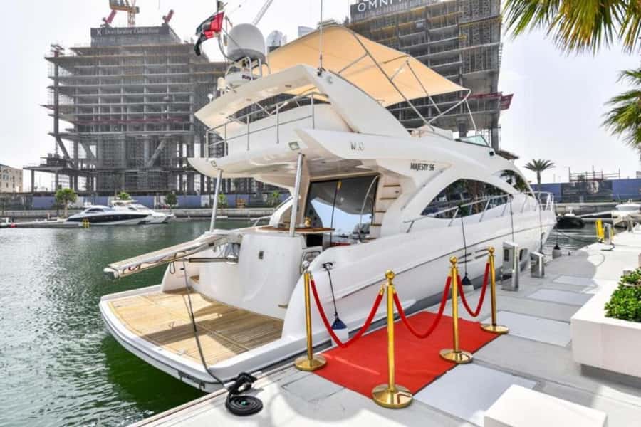 Dubai: Marina Private Luxury Yacht Tour - Dubai Marina private yacht, what makes it worth your time