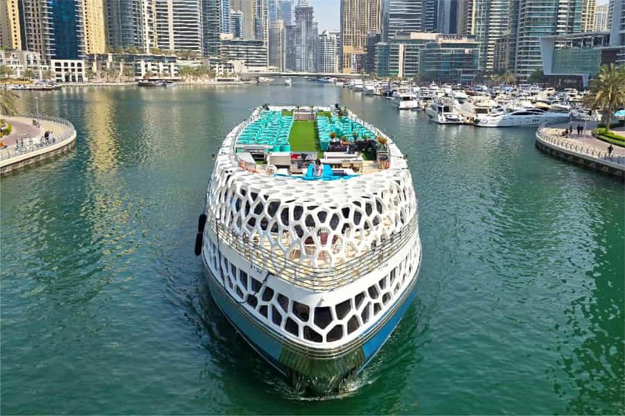 Dubai: Mega Yacht Dinner Cruise with Buffet - Buffet dinner that actually feels like part of the show