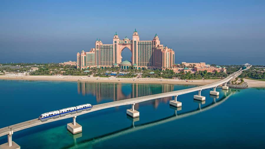 Dubai Modern Tour: Souq Madinat, Marina, Burj Khalifa stop - Bluewaters Island and Ain Dubai: the entertainment quarter with serious photo value