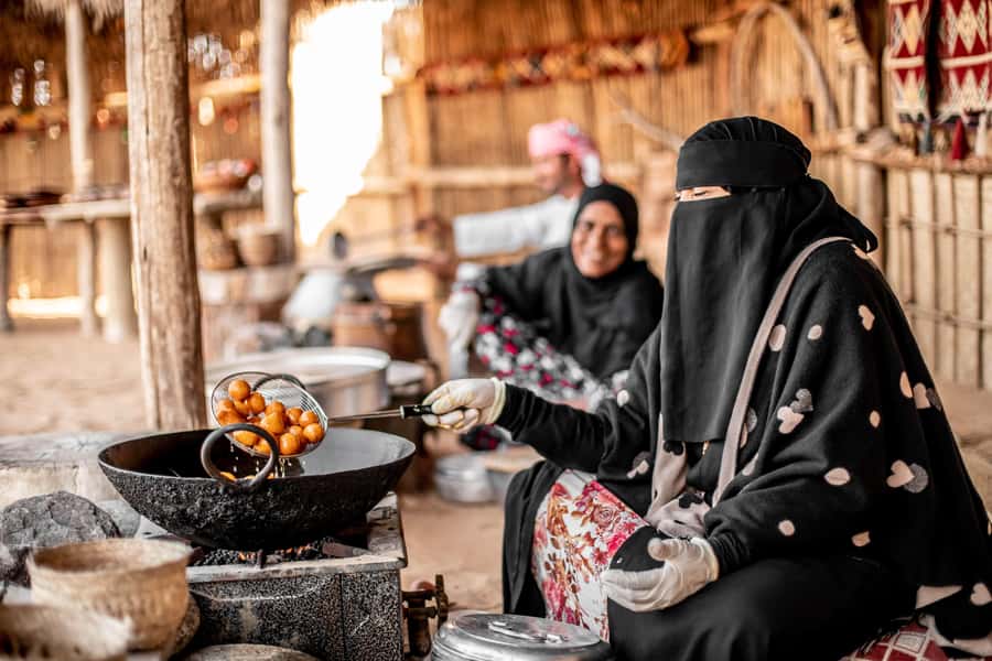 Dubai: Morning Bedouin Culture Safari, Traditional breakfast - Timing, group pace, and how to prepare for a smooth 5-hour run
