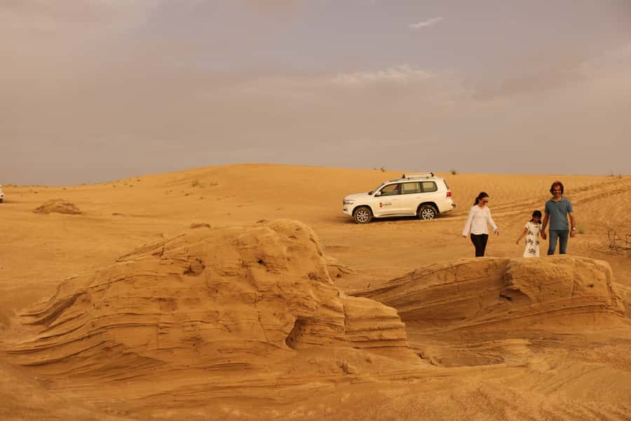 Dubai: Morning Desert Safari with Camel Ride & Sandboarding - What to pack for a comfortable morning