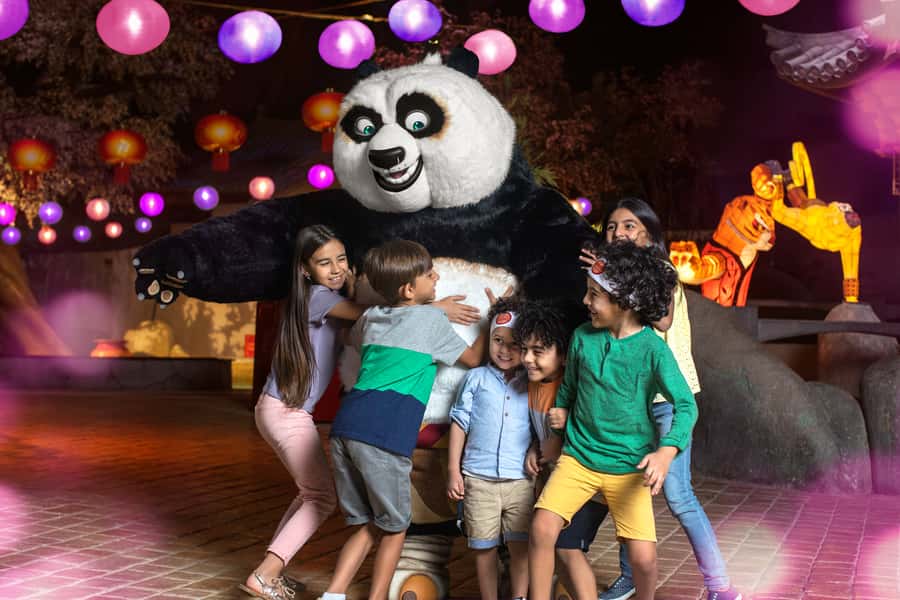 Dubai: MOTIONGATE ™ Theme Park Entry Ticket - Getting There on Sheikh Zayed Road: Parking and Taxi Reality