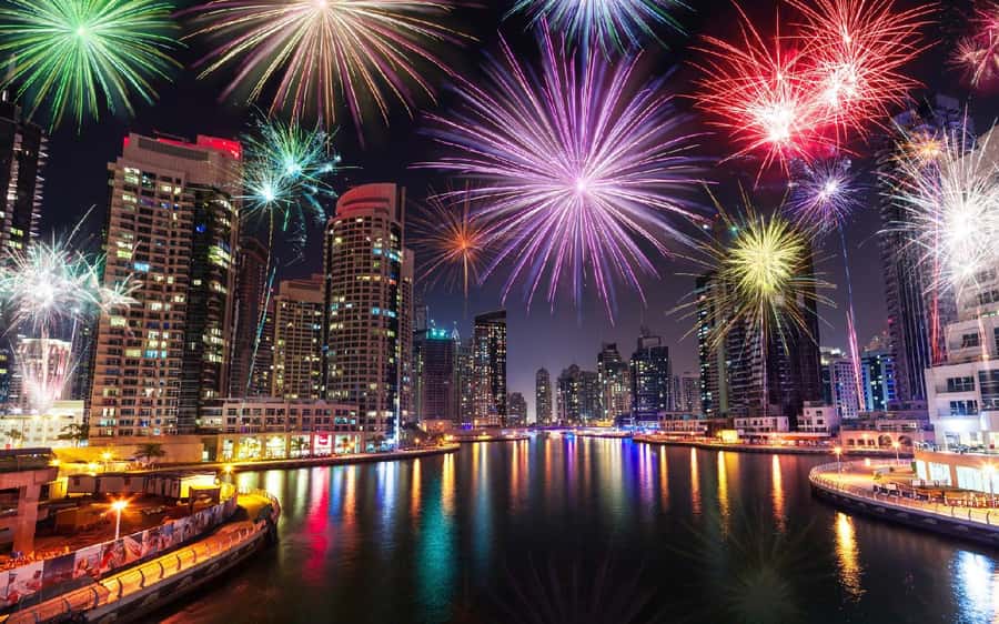 Dubai: New Year Eve Luxury Yacht Fireworks View & BBQ Cruise - Who this yacht cruise suits best