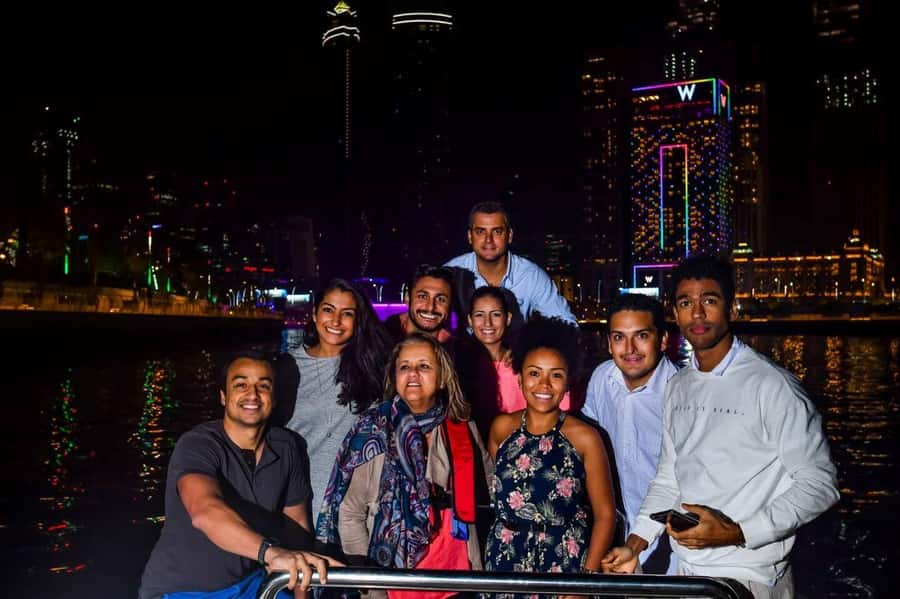 Dubai - New Year's Eve Fireworks show on a Speedboat - Dubai Marina to Burj Al Arab: what the plan really delivers