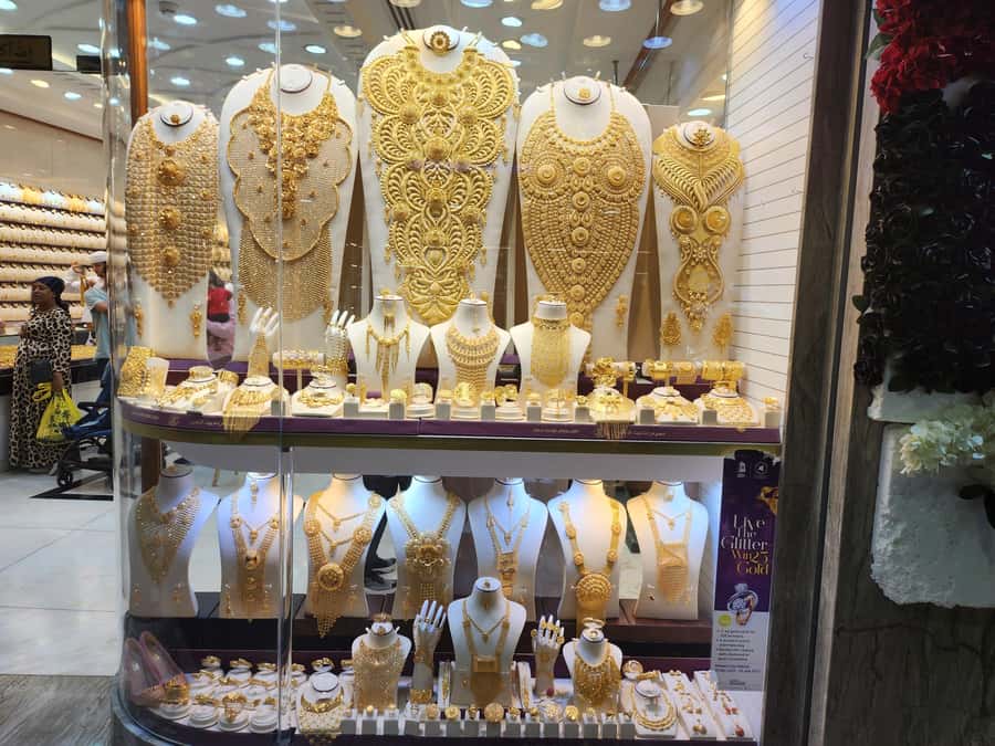 Dubai: Old Town, Creek, Museums, Souks, & Street Food Tour - Spices Souk and Gold Souk: Shopping With Direction, Not Guesswork