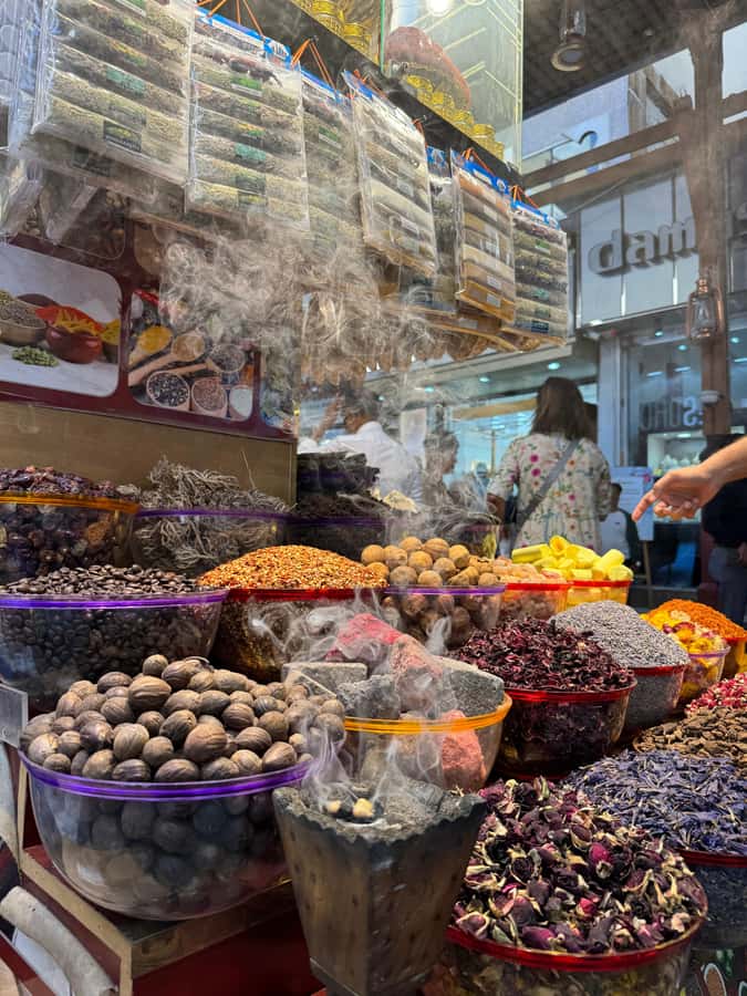 Dubai: Old Town Walking Tour with Abra Cruise & Street Food - Walking pace, comfort, and who this tour suits