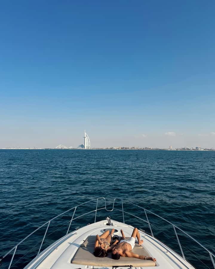 Dubai: Palm Jumeirah luxury private yacht Tour - Princess Island and Atlantis, longer routes add real variety
