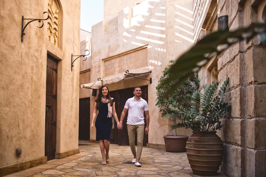 Dubai Photo Shoot with a Personal Travel Photographer - What happens during the 1 to 2 hour shoot