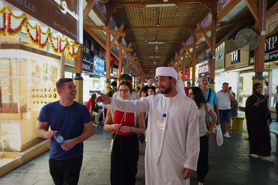 Dubai: Premium Old Town, Street Food, Souks & Boat Ride Tour - Al Fahidi Historical Neighborhood: Where Dubai’s Old Layout Shows Up