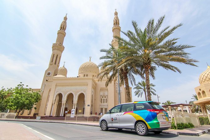Dubai Private Arrival Airport Transfer to Any Hotels in UAE - Your Ride to Dubai City, Marina, Jumeirah, Palm, Sharjah, and Beyond