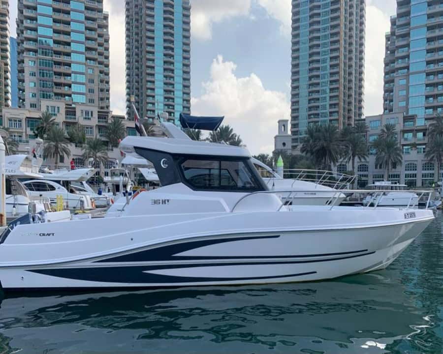 Dubai: Private Boat Cruise from Dubai Marina - Burj Al Arab sail-by, the best reason to be on a boat instead of a taxi