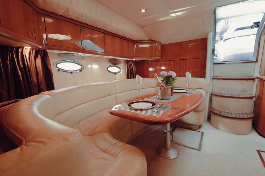 Dubai: Private Boat Cruise from Dubai Marina up to 12 people - Your route around Dubai: JBR, Bluewaters, Ain Dubai, Palm Jumeirah
