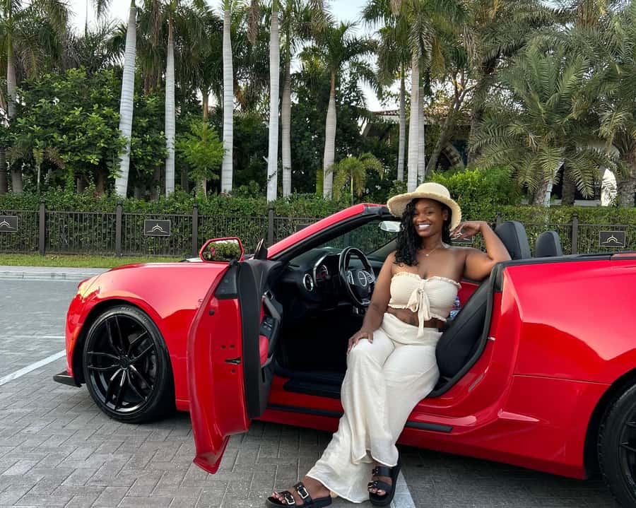 Dubai: Private City Sights Tour in a Cabriolet Convertible - The Private Guide Factor, and Why It Changes Everything