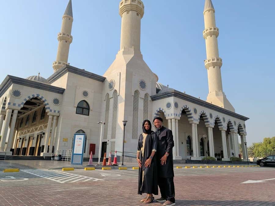 Dubai: Private City Tour with Frame and Burj Khalifa Ticket - Souks that make shopping make sense: Gold, Spice, and the textile market