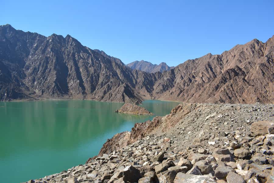 Dubai: Private Desert Day Tour and Wadi Shawka Pool Visit - Dune bashing in a 4x4: adrenaline with real safety logic